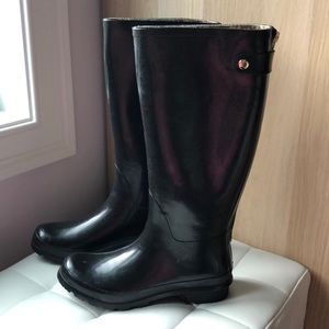 Banana Republic rain boots, size 9